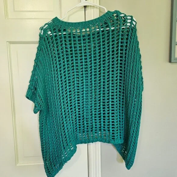 BiBi Green Shrug Poncho with Mesh Knit - Picture 3 of 4
